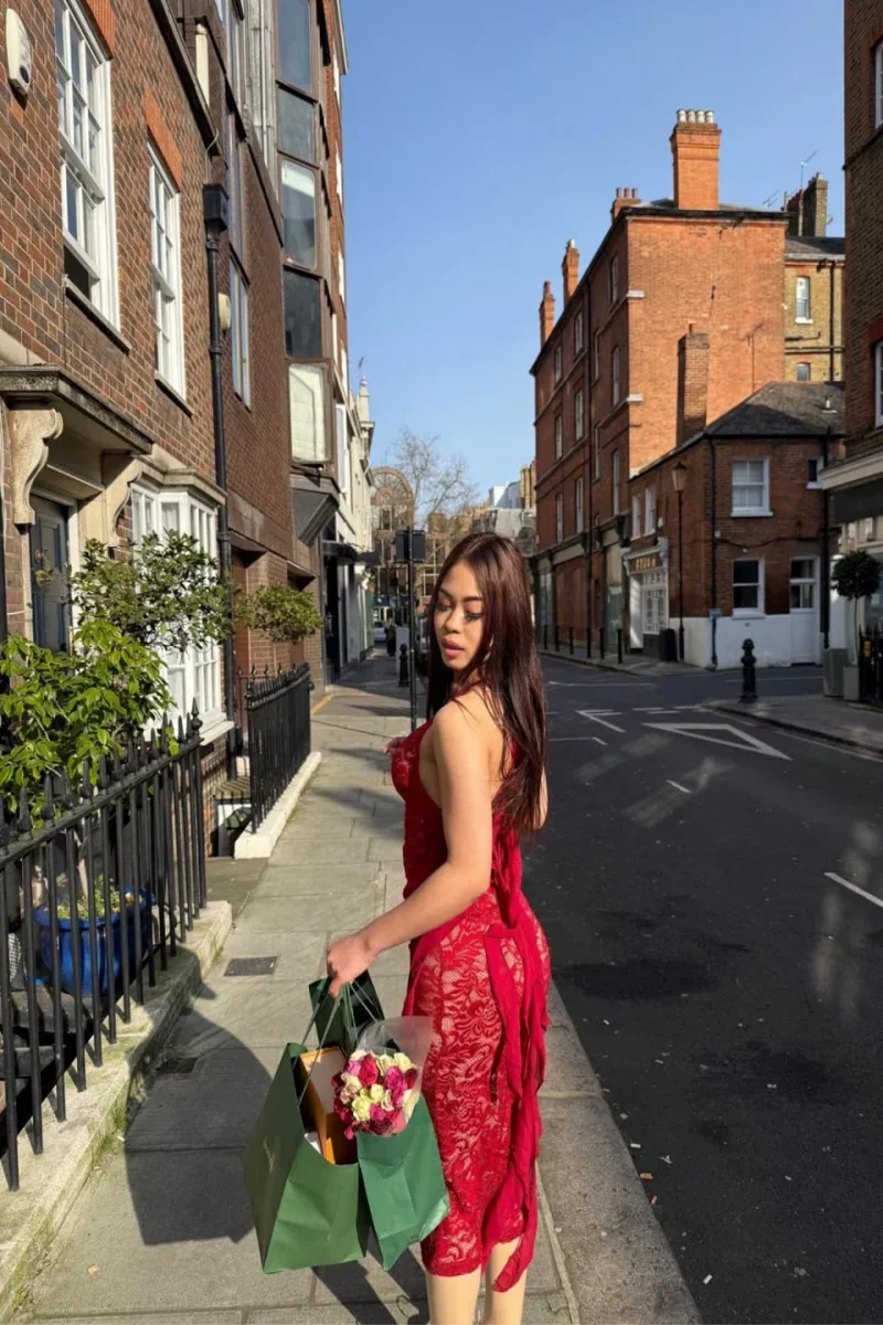 Dasny price £400 per hour