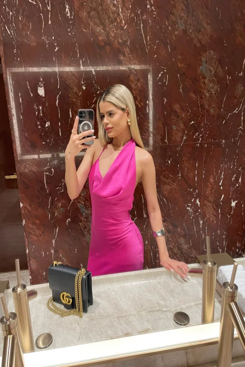 Burberry price £400 per hour