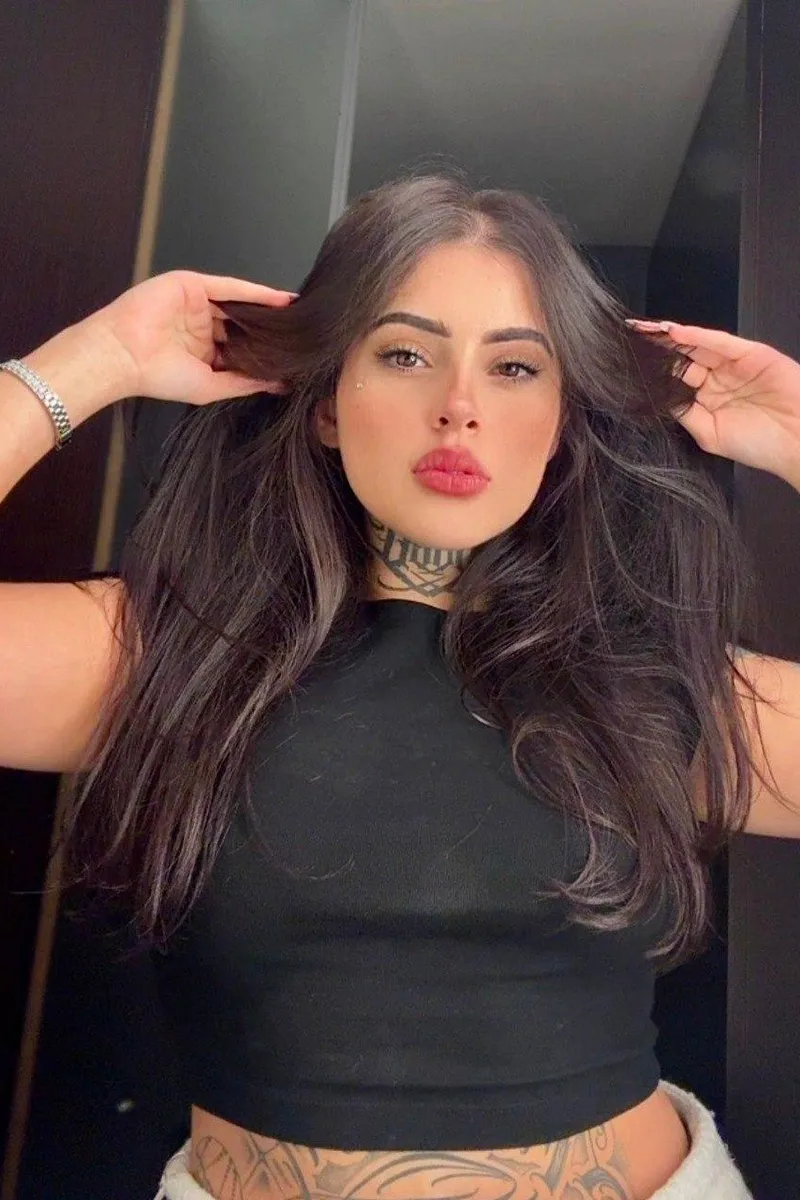 well-groomed woman Alicia well-groomed in London Price £550 per hour - write to her